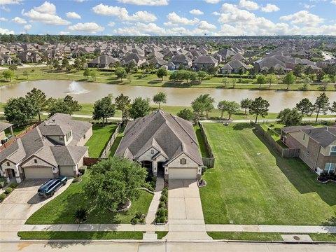Pearland custom home exterior — Houston TX