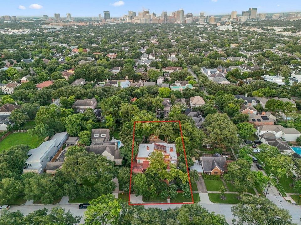 West University & Southside Place custom home exterior — Houston TX